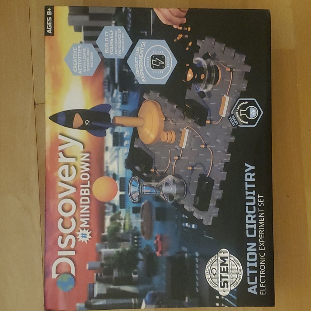 Discovery Mindblown Action Circuitry Electronic experiment kit